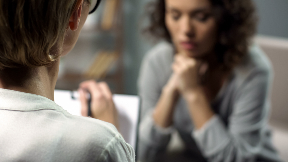 Crush Social Anxiety With Tips From Psychologist Ellen Hendriksen