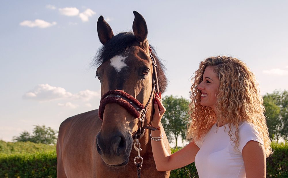 What Is Equine Assisted Therapy And Who Needs It?