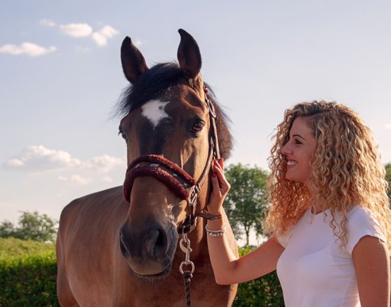 What Is Equine Assisted Therapy And Who Needs It?